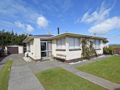 7 Avon Road, Clifton, Invercargill