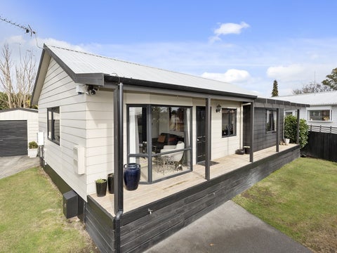 387 Kahikatea Drive, Dinsdale, Hamilton