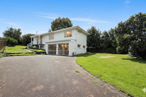 20 Charntay Avenue, Clover Park, Auckland