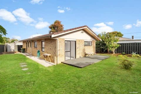 2/6 South Street, Papakura, Papakura