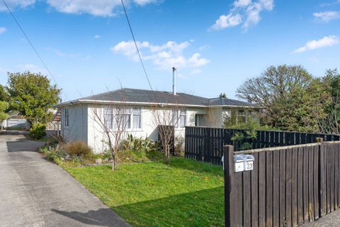 23 Kent Street, Carterton