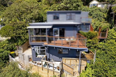 6 Matai Terrace, Eastbourne, Lower Hutt