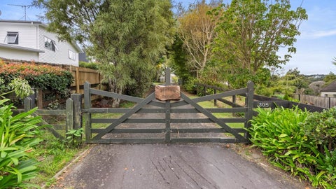 305 Hill Road, The Gardens, Auckland