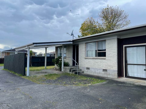 1/30 Blacklock Avenue, Henderson, Auckland