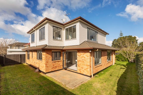 72 Blockhouse Bay Road, Avondale, Auckland