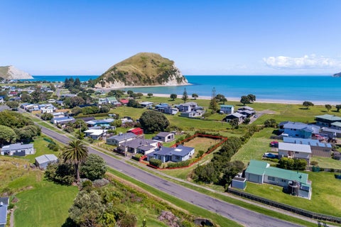 118 Newcastle Street, MAHIA, NUHAKA