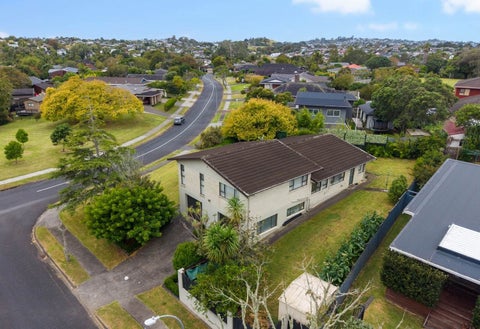 2 Lilian Place, Farm Cove, Auckland