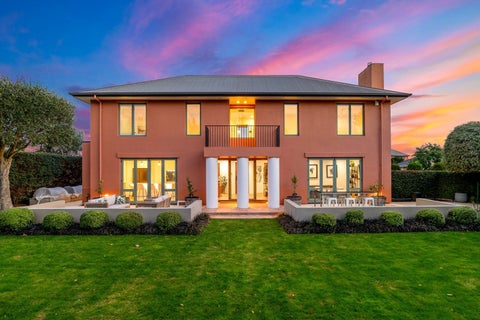 16 Ridgewood Place, Shirley, Christchurch