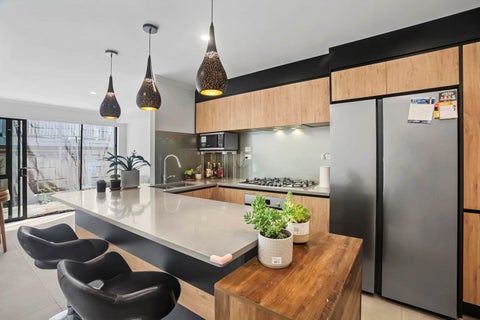 3/11 Celeste Place, Totara Vale, Auckland