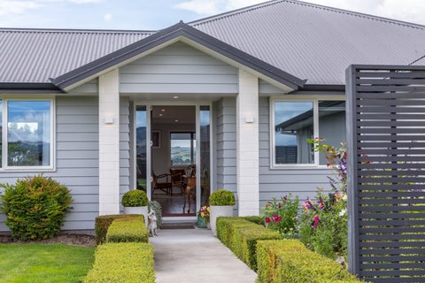 28 Feist Street, Carterton