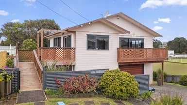 23 James Street, Raglan, Raglan