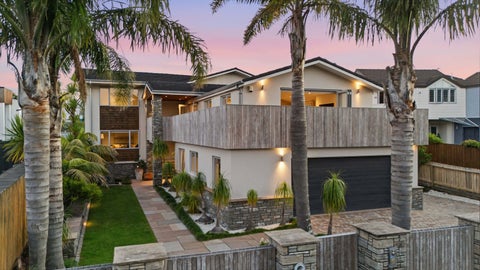 31 Beechwood Road, Rothesay Bay, Auckland