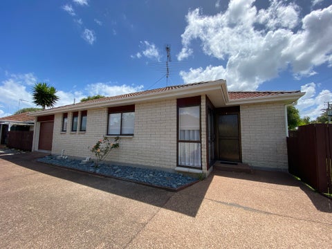2/5 Allenby Road, Panmure, Auckland