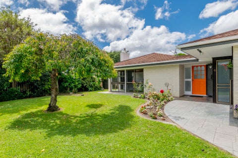 6 Richmond Avenue, Waikanae