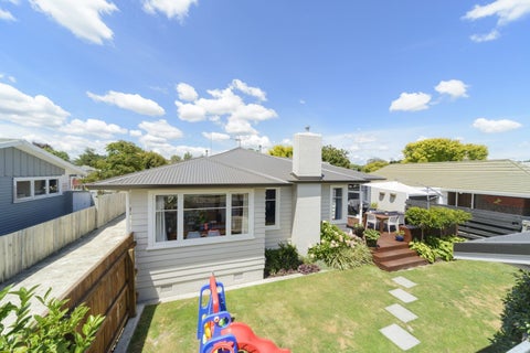 22 Akaroa Avenue, Awapuni, Palmerston North