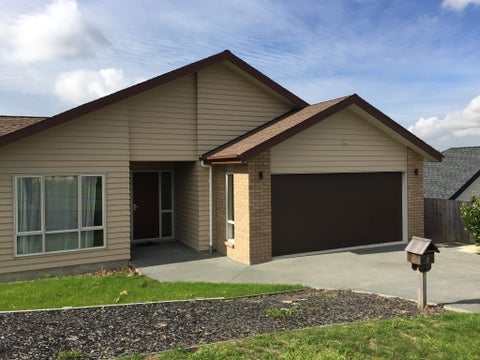 10 Travis View Drive, Fairview Heights, Auckland