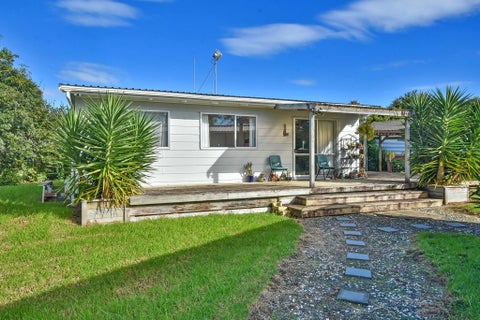 49 Stevenson Road, Clarks Beach, Clarks Beach