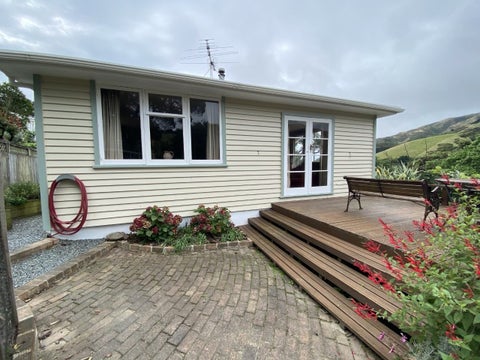 6 Weku Road, Pukerua Bay, Porirua