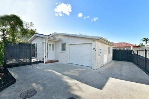 17A Hatton Road, Orewa, Orewa