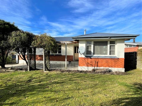 261 Clyde Street, Balclutha