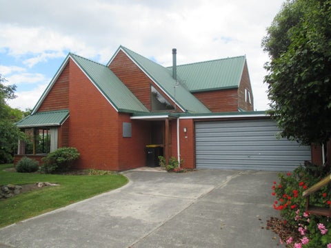 44F Woodend Road, Woodend, Woodend