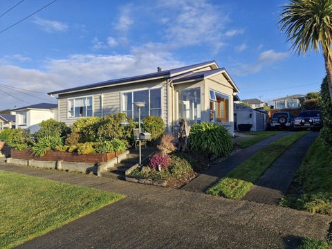 24 Dallas Street, Riverton, Riverton