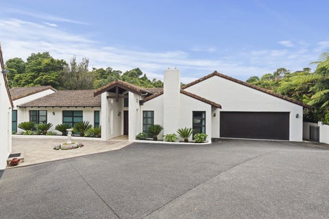 186E Heta Road, Highlands Park, New Plymouth