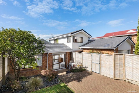 78 Halsey Drive, Lynfield, Auckland