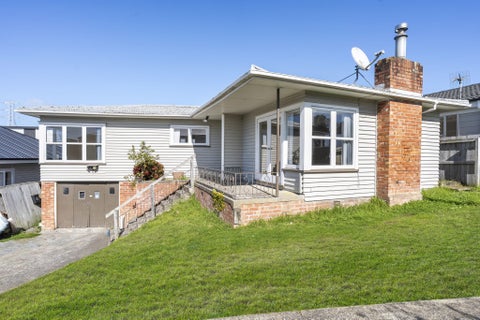 40A Tiroroa Avenue, Te Atatu South, Auckland
