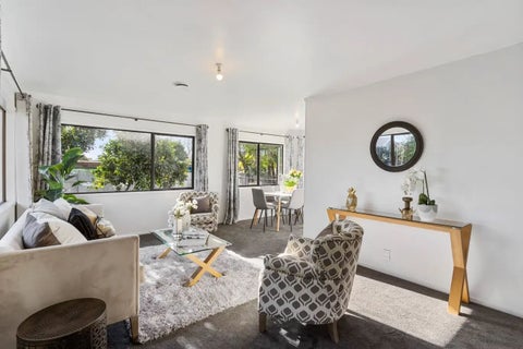 2/128A Bruce McLaren Road, Henderson, Auckland