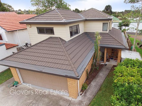 18B Vardon Road, Green Bay, Auckland