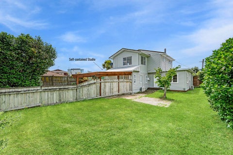 4 Eatwell Avenue, Paraparaumu Beach, Paraparaumu