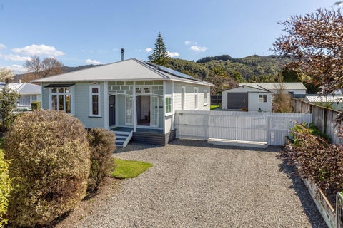 31 Johnston Street, Featherston, Featherston