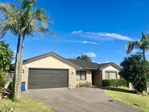16 Pitoitoi Avenue, Greenhithe, Auckland