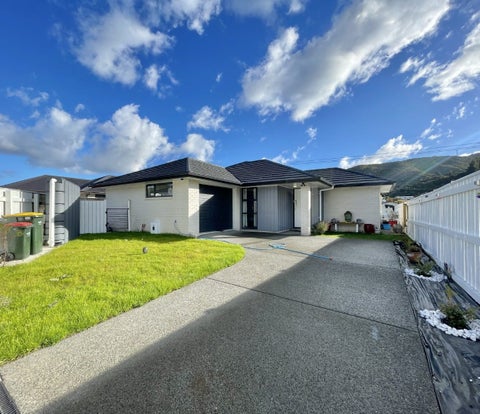 34 Te Ara o Toroa, Wainuiomata, Lower Hutt
