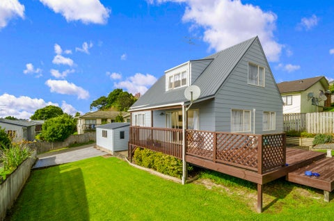 16 Carillon Place, Massey, Waitakere