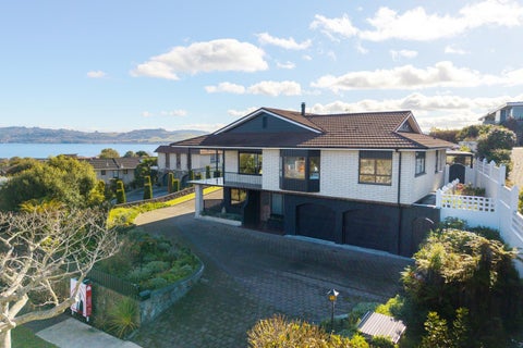 62 Harvey Street, Waipahihi, Taupo