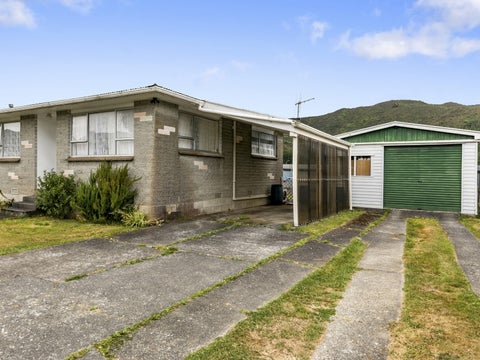 2/34 Matthews Road, Wainuiomata, Lower Hutt