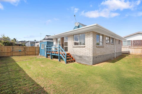 2/45 Blacklock Avenue, Henderson, Auckland