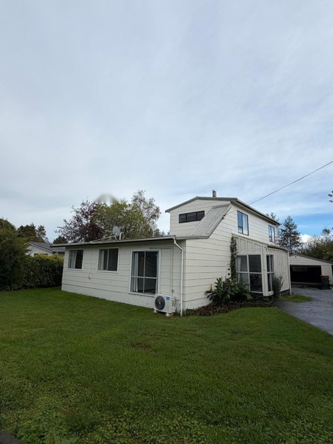 13 Charles Road, Hannahs Bay, Rotorua