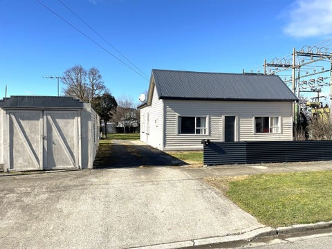 21 Elderlee Street, Milton