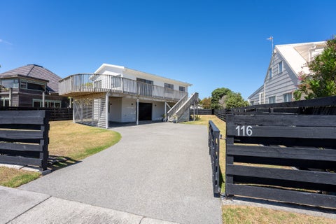 116 Field Way, Waikanae Beach, Waikanae