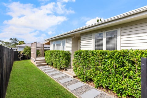 2/99 Hobsonville Road, West Harbour, Auckland