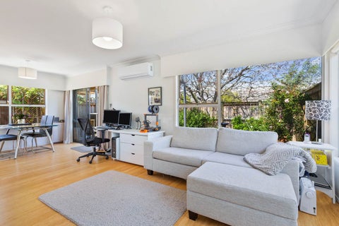1/17 Thornton Road, Milford, Auckland