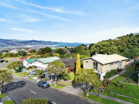 27 Viewmont Drive, Harbour View, Lower Hutt