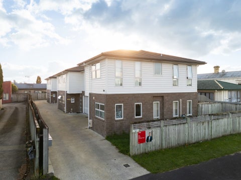 2/12 Blackburn Street, Frankton, Hamilton