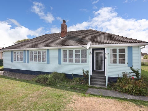 17 Lyon Street, Marton