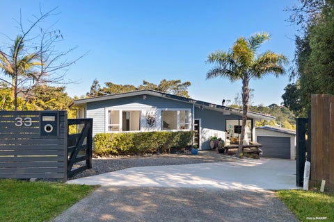 33 Commodore Drive, Lynfield, Auckland