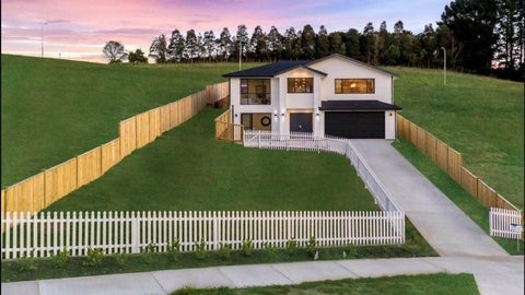 24 Maraeariki Avenue, Orewa, Orewa