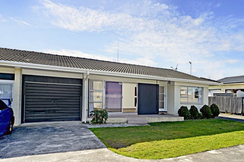 1/126 Clevedon Road, Papakura, Papakura